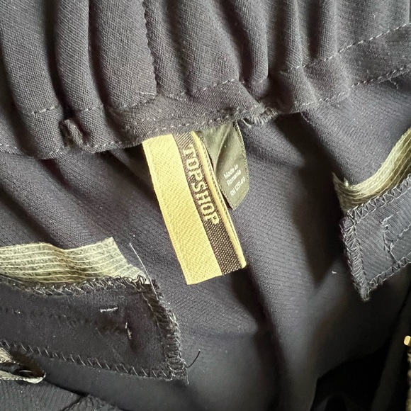 Topshop Boutique Navy Blue Cropped Dress Pants with front slits Size 8 - Picture 9 of 9